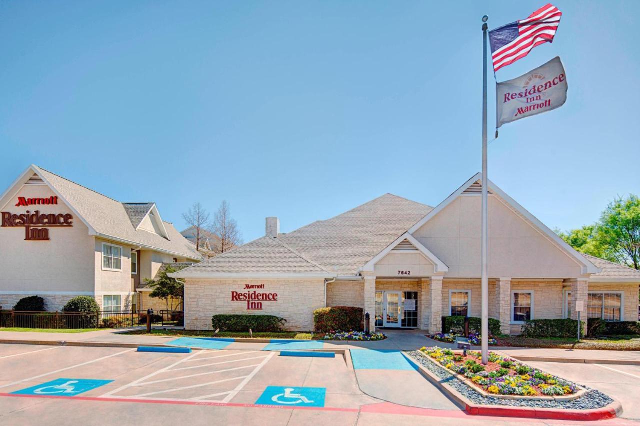 Residence Inn Dallas Park Central Exterior photo