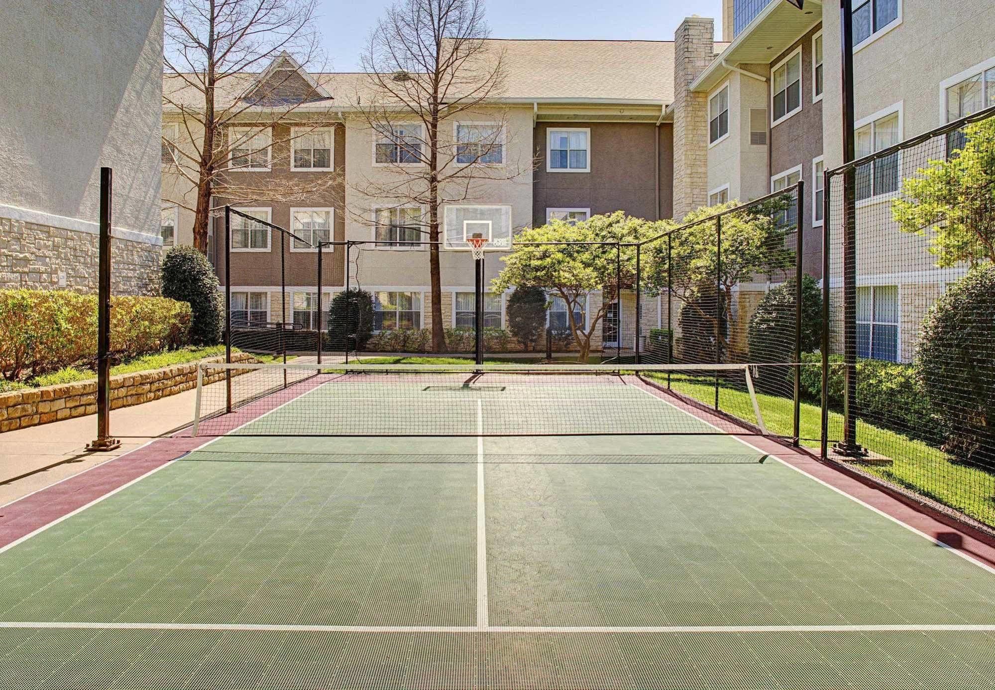 Residence Inn Dallas Park Central Exterior photo